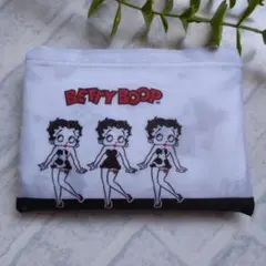 ベティちゃん　エコバッグ　ホワイト　BETTYBOOP　サンキューマートのサムネイル