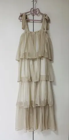 Meridianメリディアン⭐︎ラッフルキャミソールワンピース シャンパンゴールド