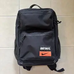 NIKE UTILITY SPEED ブラックリュック 27Lのサムネイル