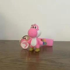 ストラップ付きキーホルダー ピンク 可愛いヨッシー スーパー マリオ
