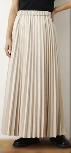 ロデオクラウンズ　RODEO CROWNS スウェードプリーツスカート