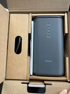美品】docomo home 5G HR02 本体セット 箱あり - メルカリ