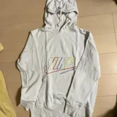 NIKE カラフルロゴ フード付きパーカー