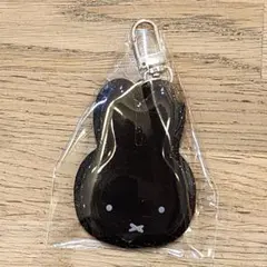 新品　ミッフィー　miffy　ウサギデザイン アクリルキーホルダーチャーム