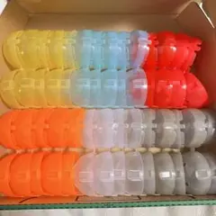 ガチャガチャの空カプセル ノンセパレート　6色　28個セット