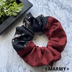 No.67 新商品♦︎ハンドメイドシュシュ♡花柄ブラック＆レッド