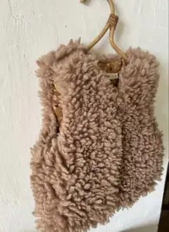 【美品】キッズ　ベビー　ファーベスト　Sサイズ　2-3y