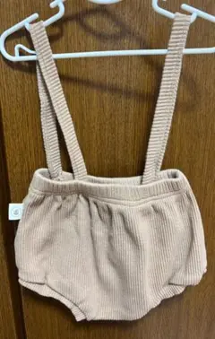louple ベビー期に着せたいシルエットが可愛いサスペンダーブルマ