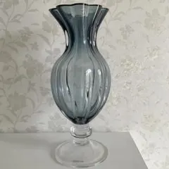 ローラアシュレイ★スモーキーグレー 花瓶のサムネイル