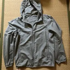 UNIQLO フード付きグレー ナイロンジャケット M