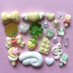 ウィッシュコア♡ネイルパーツセット♡立体♡デコパーツ♡チョコ、ハート、リボン88のサムネイル