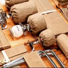 Item thumbnail for item 4ffd59b7-66fe-45ed-a528-5182d98e0e1a