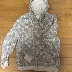 【美品】 GAP カモ柄 迷彩 ジップ パーカー 短丈 現行 y2k GAP ジップアップパーカー キッズ用 迷彩の商品詳細｜ミリタリー