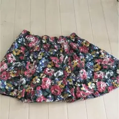 花柄スカート