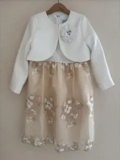 キャサリンコテージ　フォーマルドレス 刺繍　女の子　120サイズ