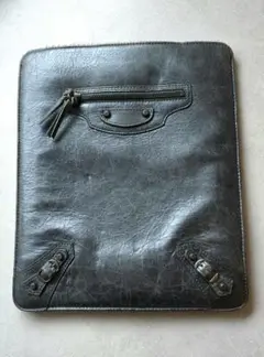 BALENCIAGA バレンシアガ iPadケース ネイビーシルバー