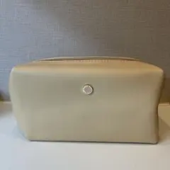 エミレーツ　ビジネスクラスポーチ　ブルガリ