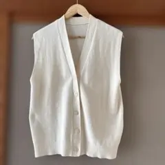 無印良品　ニットベスト