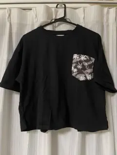 カヒコ　ブラック半袖Tシャツ　トップスレディースのサムネイル