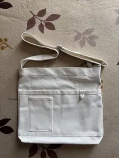 Item thumbnail for item c578453f-f1d6-4b12-b35d-9e3c2b446fc0