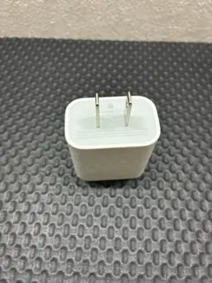 Apple A2305 USB-C電源アダプタ 20W アップル純正