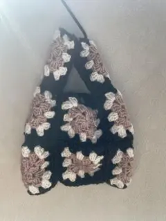 モチーフ編みバッグ　グラニースクエアバッグ