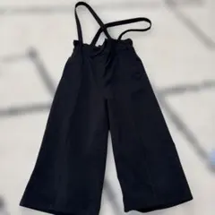 GU 黒 サロペット　サスペンダー付き ワイドパンツ　120