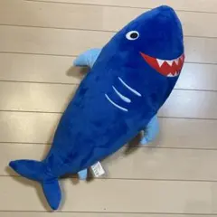 青いサメのシートベルトカバー