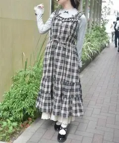 axes femme ローズブーケ柄 ジャンパースカート 薔薇柄 クラシカル 茶 