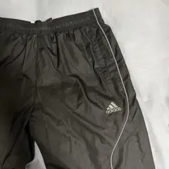 【アディダス】adidas 黒　ショートパンツ　ウインドハーフパンツ　Oサイズ