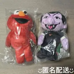 セサミストリートのぬいぐるみ２　がプセルトイ　ガチャガチャ　エルモ　カウント伯爵