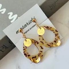 【クリップ イヤリング 】2点目-100円 ピアス 変更可 揺れる ひょう柄