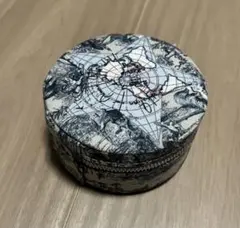 diorノベルティのアクセサリーケース