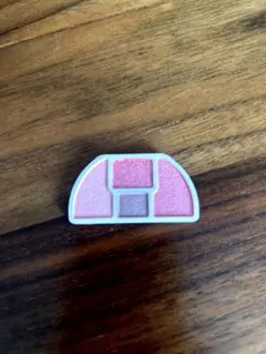 キャンメイク プランぷくコーデアイズ 04 イチゴ　限定