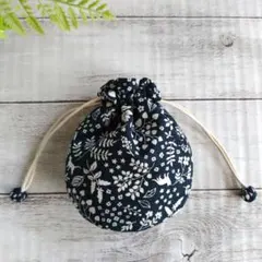 ナチュラル 北欧調 草木ねこ /ネイビー＊まんまる巾着 ミニ巾着 ミニポーチ