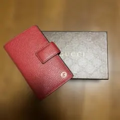 GUCCI、レザー 赤 三つ折り財布 箱付き