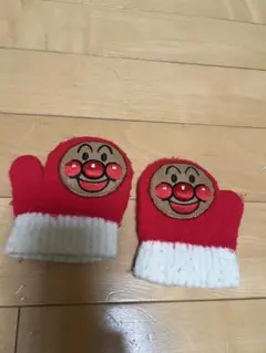 アンパンマン ベビー用ミトン 赤と白