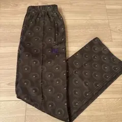 Needles トラックパンツ 総柄 ブラウンのサムネイル