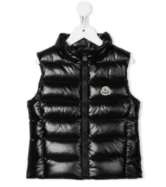 モンクレール　ダウンベスト
