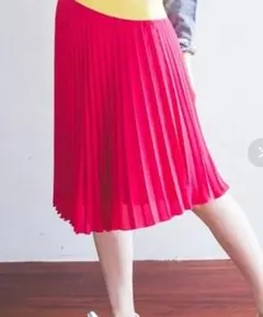 プリーツスカート　ひざ丈　タグ付きのサムネイル