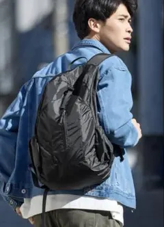 【新品タグ付き】coca ポケッタブル縦ファスナーバックパック　ブラック