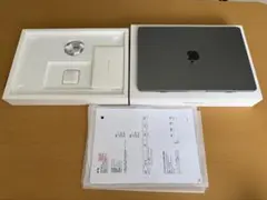 MacBook Air 15インチ M3 16GB/512GB スペースグレイのサムネイル