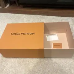 LOUIS VUITTON ギフトボックス 大きめ