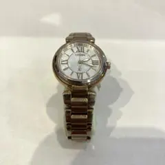 【電波ソーラー、美品】CITIZEN　xC シチズン　クロスシー　白蝶貝ダイヤル