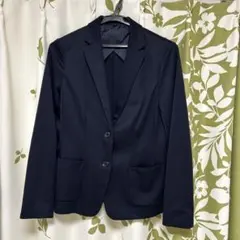 テーラードジャケットユニクロ