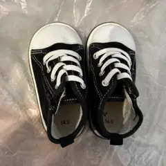 黒いキャンバススニーカー 14.0