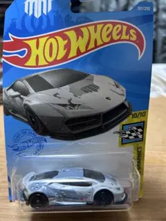 ホットウィール　ランボルギーニ　ウラカン　LB-WORKS