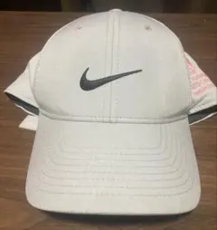 ロイヤルハワイアン限定 ナイキ キャップ　ホワイト ロイヤルハワイアンxNIKE | ハワイに住むを現実化したMihoの