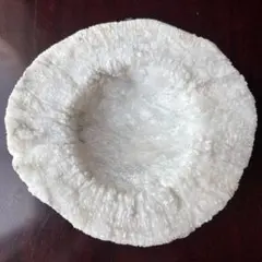 ⚠️注意‼️発送が特定月末限定　自然な形の色と形を利用した美しい白大理石の円形の灰皿