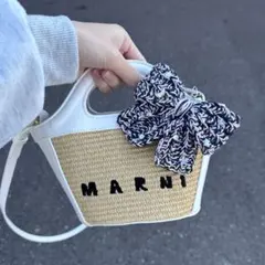 Item thumbnail for item f4e078af-202b-4bb0-8eb3-ab03181ac1e3